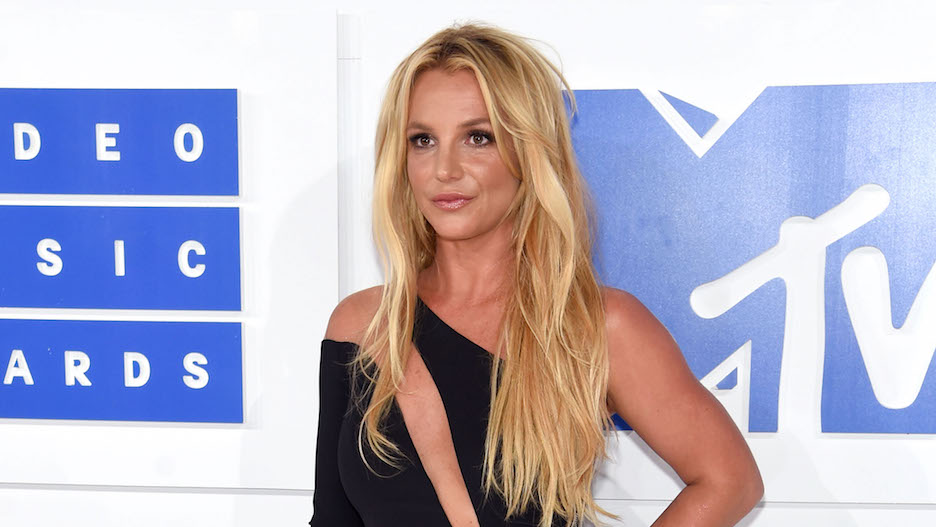 Britney Spears Apologizes 'for Pretending Like I’ve Been OK' After ...