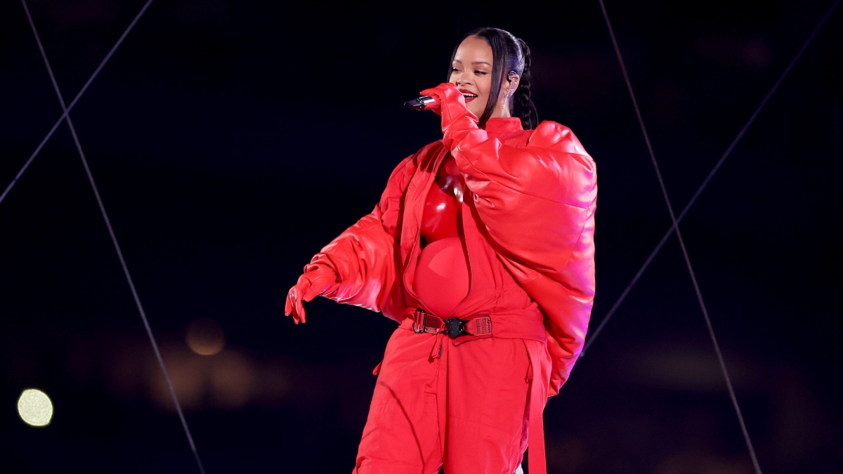 Rihanna Officially Pregnant: Rep Confirms After Super Bowl LVII